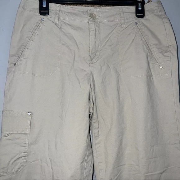 Liz Claiborne Tan Khaki Carpenter Chinos Sz 8 Ankle Pants 26” Inseam 32” Waist - Picture 2 of 6